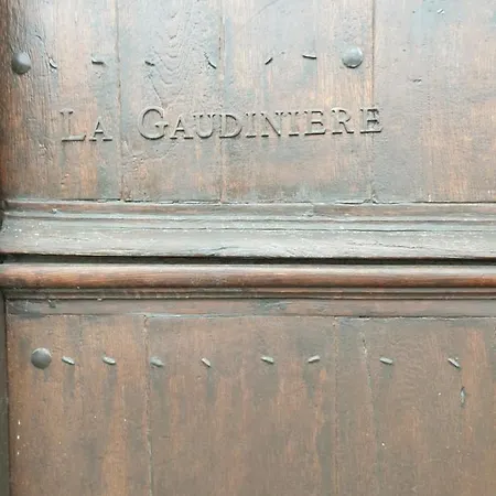 La Gaudiniere Bed & Breakfast 3*