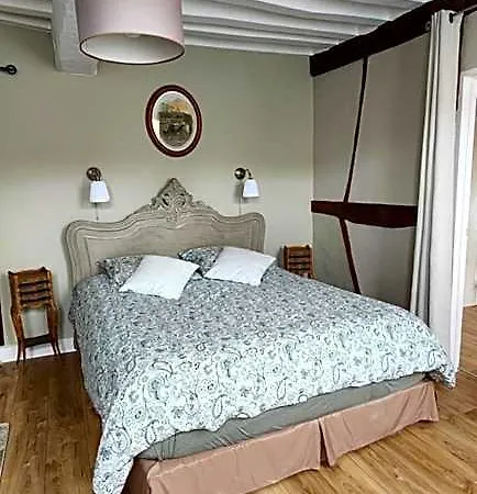 La Gaudiniere Bed & Breakfast 3*